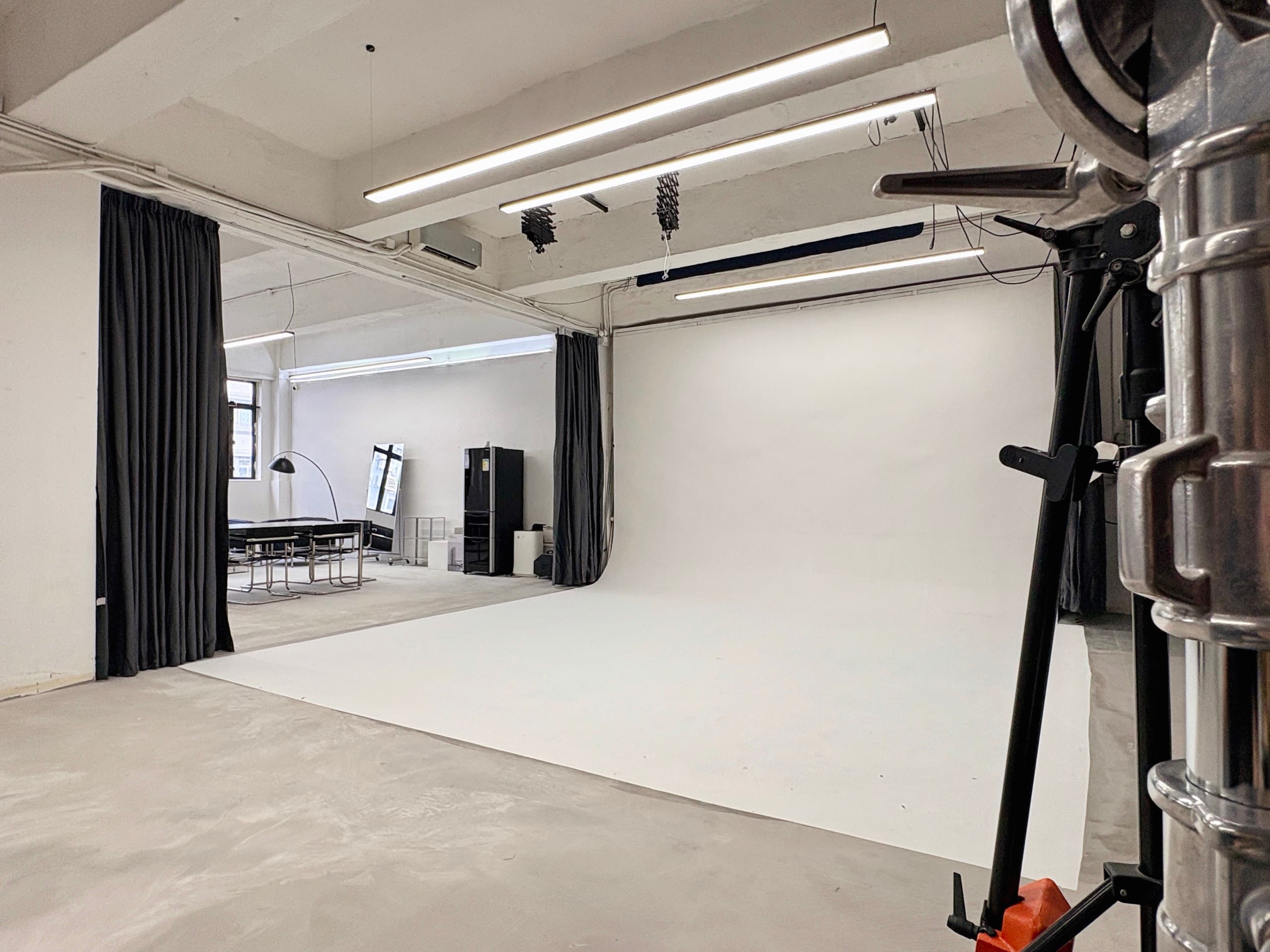 The daylight cyclorama at OpenStudio, lit for a shoot